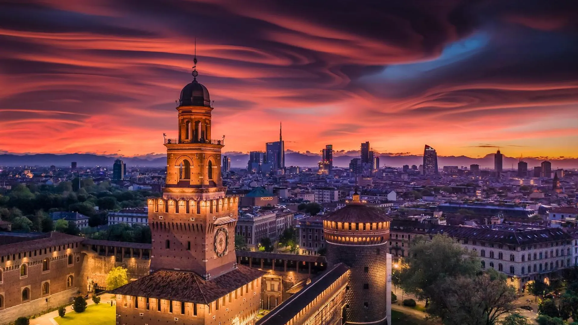 Near Duomo - Free Parking -Terrace - Metro - Ac Apartment Milan